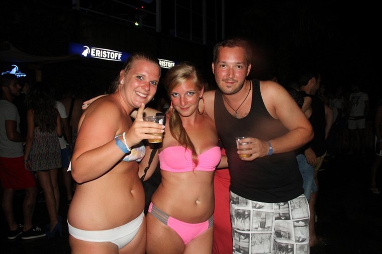 Lebanon Largest FOAM Party 3 (1)